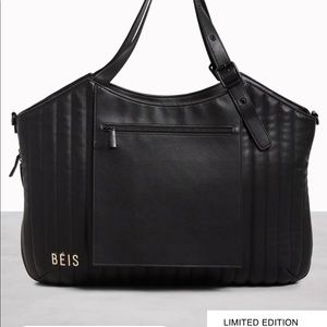 Beis Expandable Overnight Bag